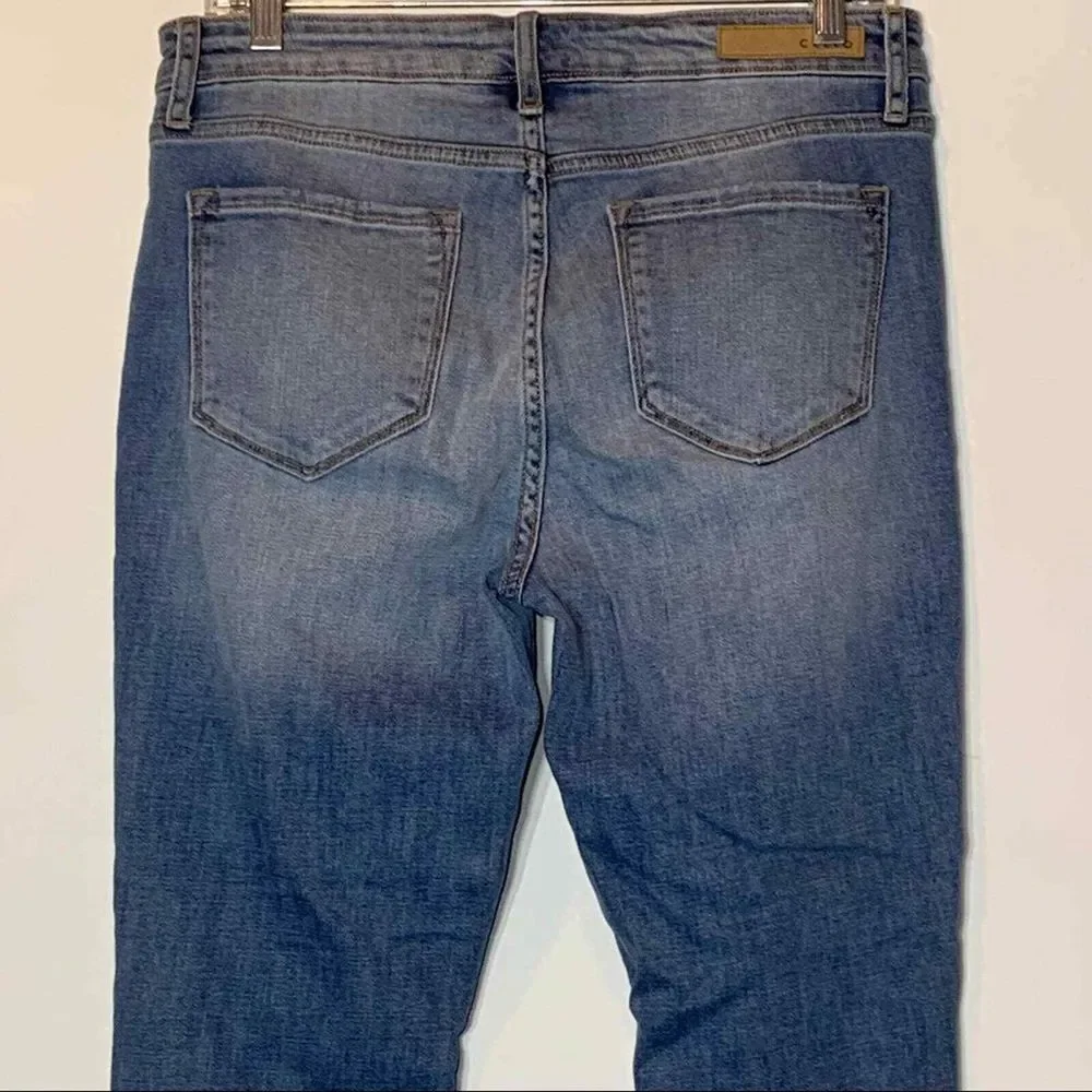 EUC Cello High Rise Ripped Distressed‎ Faded Denim Jeans Size 9